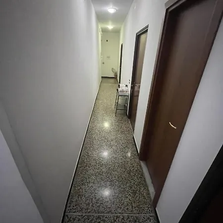 Guest house Affittacamere Fuorigrotta *