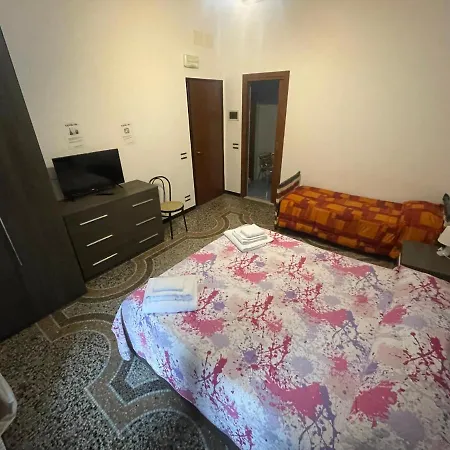 Affittacamere Fuorigrotta * Gênes